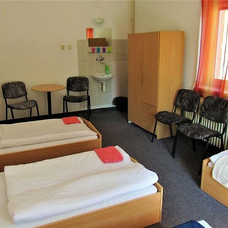 Milano Hostel Mariánské Lázně Εξωτερικό φωτογραφία