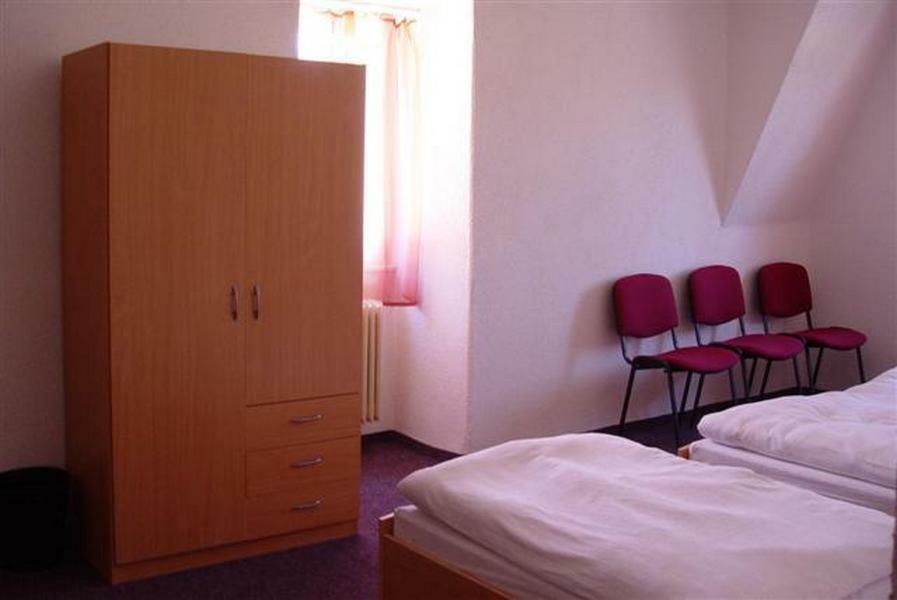 Milano Hostel Mariánské Lázně Εξωτερικό φωτογραφία