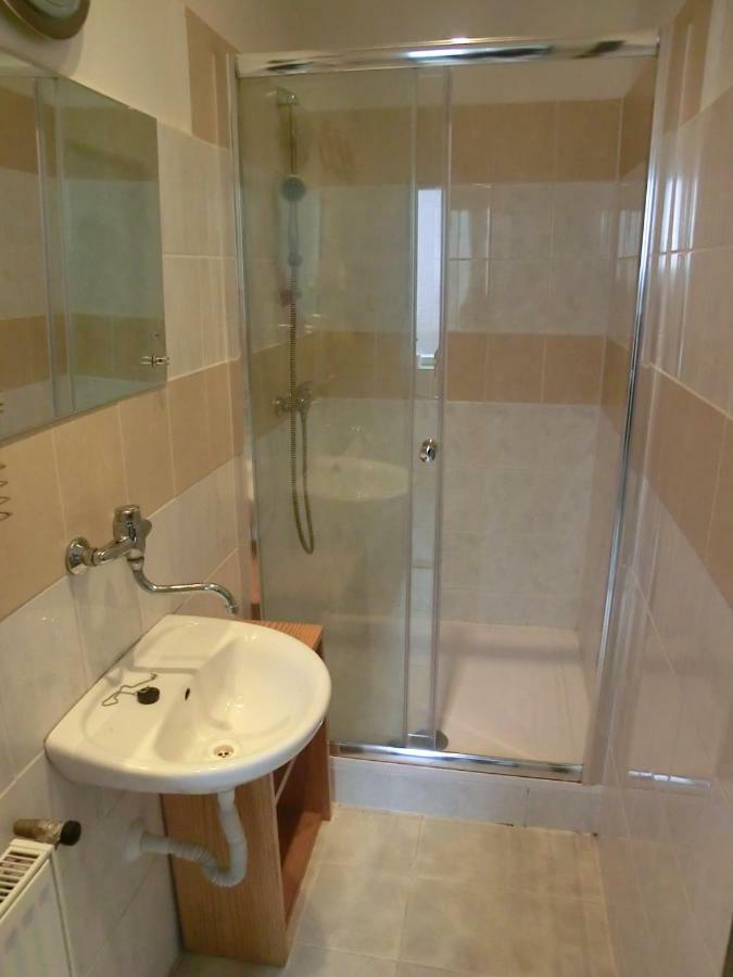 Milano Hostel Mariánské Lázně Εξωτερικό φωτογραφία
