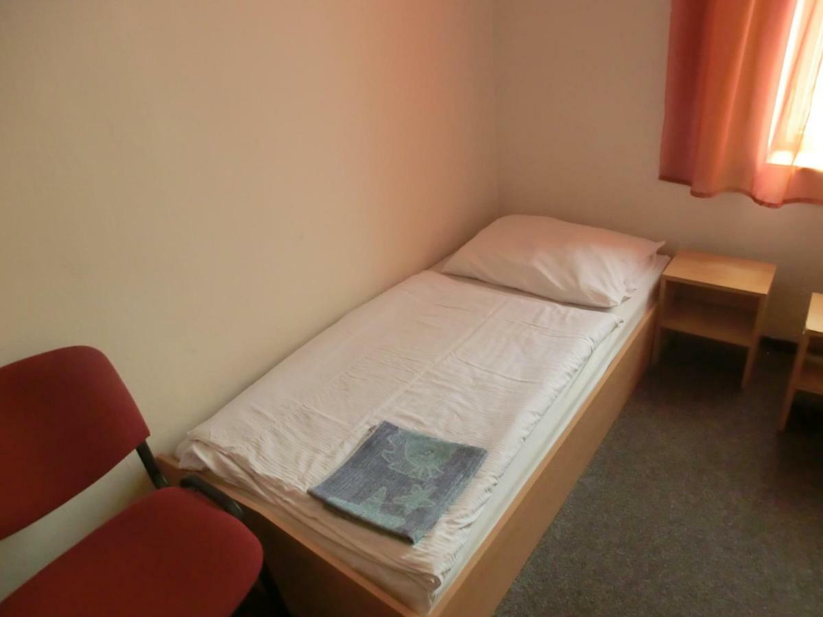 Milano Hostel Mariánské Lázně Εξωτερικό φωτογραφία
